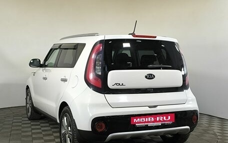 KIA Soul II рестайлинг, 2017 год, 1 750 000 рублей, 6 фотография