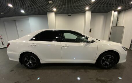 Toyota Camry, 2017 год, 2 140 000 рублей, 2 фотография