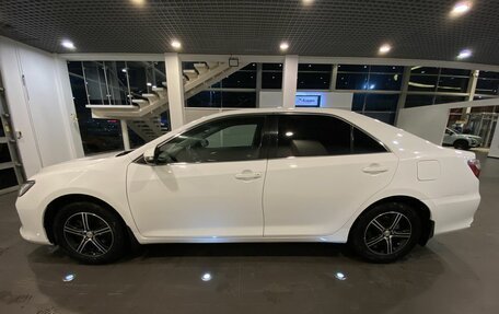 Toyota Camry, 2017 год, 2 140 000 рублей, 6 фотография