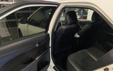 Toyota Camry, 2017 год, 2 140 000 рублей, 24 фотография