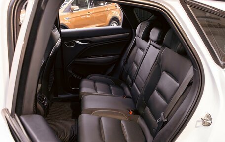 Geely Tugella FY11, 2023 год, 2 695 000 рублей, 18 фотография