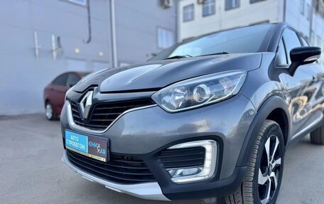 Renault Kaptur I рестайлинг, 2017 год, 1 250 000 рублей, 3 фотография