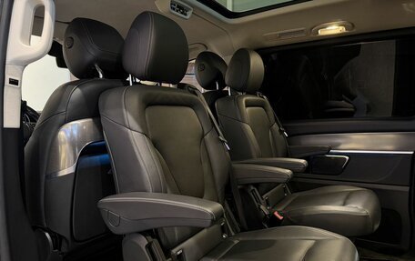 Mercedes-Benz V-Класс, 2022 год, 7 490 000 рублей, 9 фотография