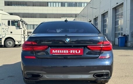 BMW 7 серия, 2018 год, 4 450 000 рублей, 11 фотография