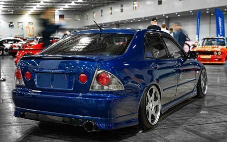 Toyota Altezza, 2003 год, 1 350 000 рублей, 1 фотография