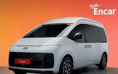 Hyundai Staria, 2025 год, 6 880 000 рублей, 1 фотография