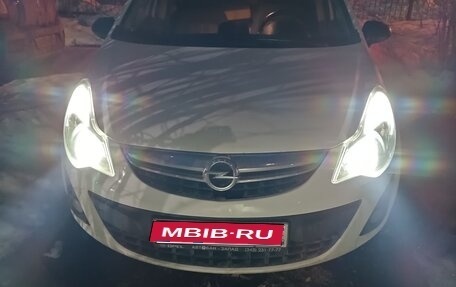 Opel Corsa D, 2013 год, 710 000 рублей, 1 фотография