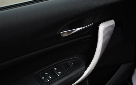 BMW 1 серия, 2019 год, 2 169 000 рублей, 23 фотография