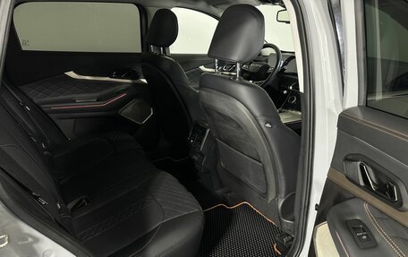 CheryExeed TXL, 2022 год, 2 350 000 рублей, 17 фотография