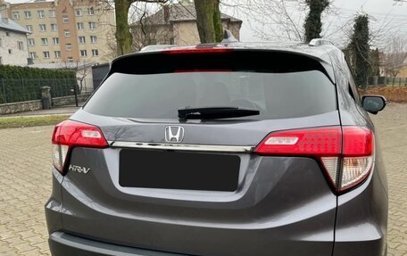 Honda HR-V II, 2022 год, 1 900 000 рублей, 6 фотография