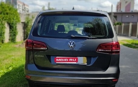 Volkswagen Sharan II, 2018 год, 1 999 000 рублей, 6 фотография