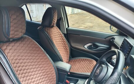 Toyota Yaris Cross, 2020 год, 1 899 000 рублей, 7 фотография