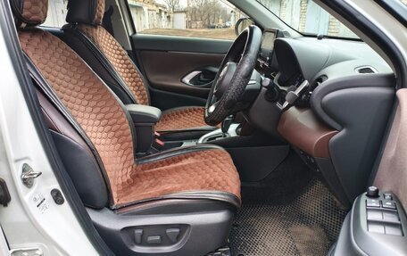 Toyota Yaris Cross, 2020 год, 1 899 000 рублей, 8 фотография