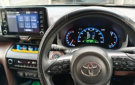 Toyota Yaris Cross, 2020 год, 1 899 000 рублей, 9 фотография