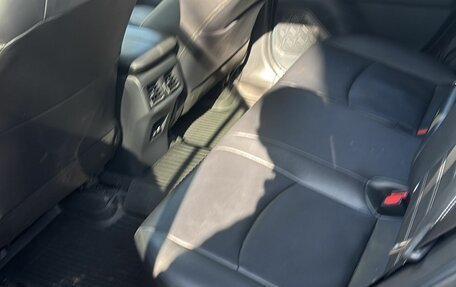 Toyota RAV4, 2021 год, 3 600 000 рублей, 7 фотография