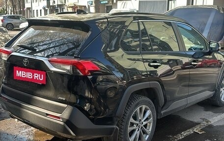 Toyota RAV4, 2021 год, 3 600 000 рублей, 11 фотография