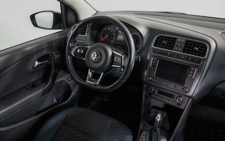 Volkswagen Polo VI (EU Market), 2020 год, 1 349 000 рублей, 8 фотография