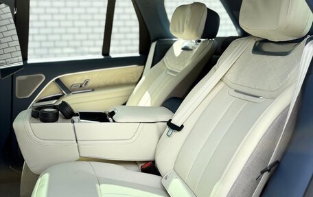 Land Rover Range Rover IV рестайлинг, 2025 год, 33 500 000 рублей, 8 фотография