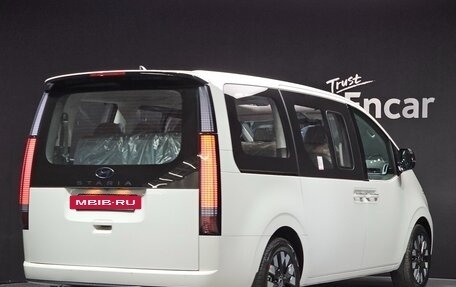 Hyundai Staria, 2025 год, 6 952 000 рублей, 5 фотография