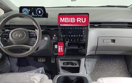 Hyundai Staria, 2025 год, 6 880 000 рублей, 8 фотография