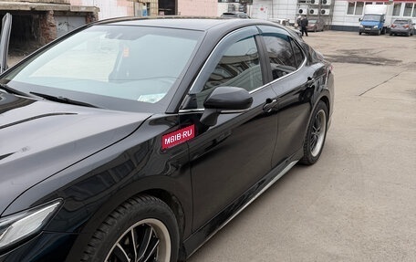 Toyota Camry, 2018 год, 2 500 000 рублей, 2 фотография