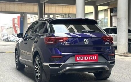 Volkswagen T-Roc I, 2021 год, 1 550 000 рублей, 4 фотография