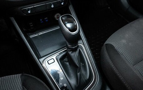 Hyundai Solaris II рестайлинг, 2018 год, 1 230 000 рублей, 12 фотография