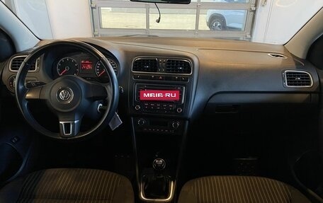 Volkswagen Polo VI (EU Market), 2013 год, 845 000 рублей, 9 фотография