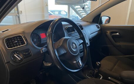 Volkswagen Polo VI (EU Market), 2013 год, 845 000 рублей, 23 фотография