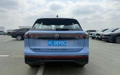 Volkswagen Tiguan, 2026 год, 4 500 000 рублей, 4 фотография