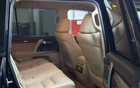 Toyota Land Cruiser 200, 2012 год, 4 700 000 рублей, 6 фотография