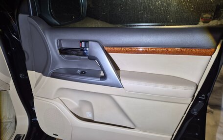 Toyota Land Cruiser 200, 2012 год, 4 700 000 рублей, 14 фотография