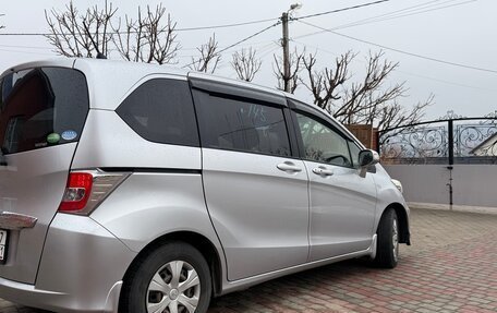 Honda Freed I, 2014 год, 1 220 000 рублей, 7 фотография
