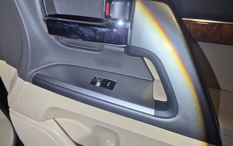 Toyota Land Cruiser 200, 2012 год, 4 700 000 рублей, 15 фотография