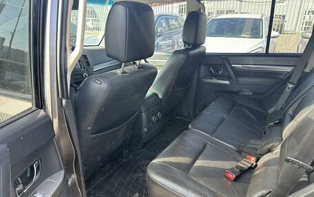 Mitsubishi Pajero IV, 2014 год, 2 165 000 рублей, 7 фотография