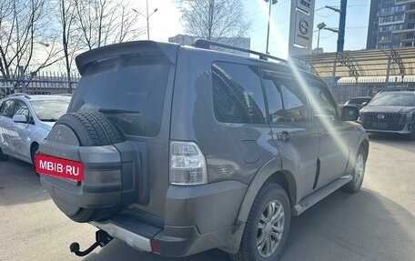 Mitsubishi Pajero IV, 2014 год, 2 165 000 рублей, 3 фотография