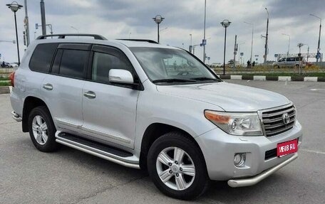 Toyota Land Cruiser 200, 2013 год, 3 950 000 рублей, 1 фотография