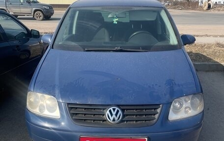 Volkswagen Touran III, 2003 год, 300 000 рублей, 1 фотография