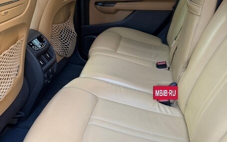 Cadillac SRX II рестайлинг, 2014 год, 2 300 000 рублей, 9 фотография