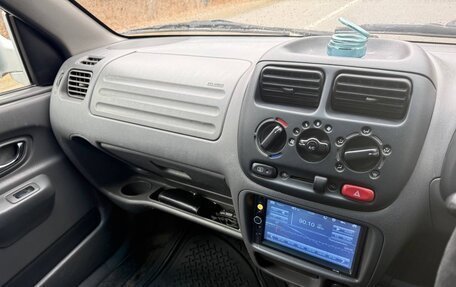 Suzuki Swift II, 2000 год, 300 000 рублей, 8 фотография