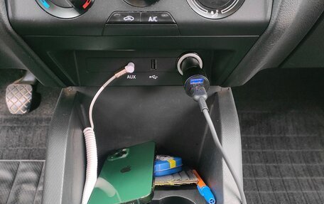 Skoda Fabia III, 2015 год, 870 000 рублей, 11 фотография