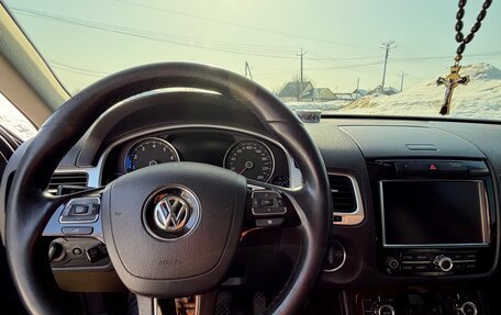 Volkswagen Touareg III, 2010 год, 1 620 000 рублей, 3 фотография