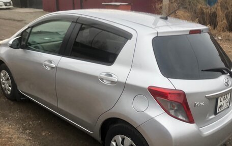 Toyota Vitz, 2011 год, 900 000 рублей, 9 фотография