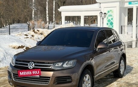Volkswagen Touareg III, 2010 год, 1 620 000 рублей, 12 фотография