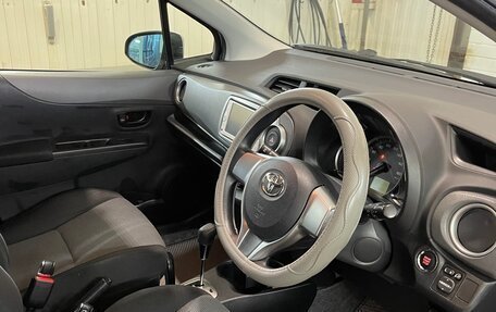 Toyota Vitz, 2013 год, 999 000 рублей, 2 фотография