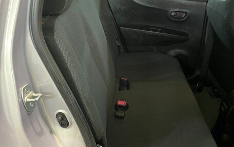 Toyota Vitz, 2013 год, 999 000 рублей, 15 фотография