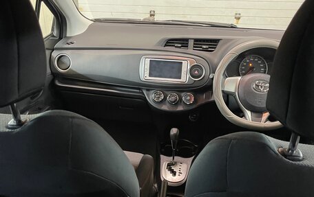 Toyota Vitz, 2013 год, 999 000 рублей, 16 фотография