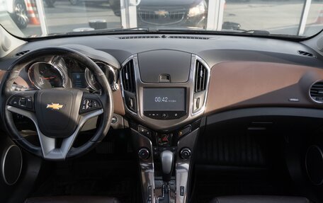 Chevrolet Cruze II, 2015 год, 990 000 рублей, 7 фотография