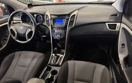 Hyundai i30 II рестайлинг, 2013 год, 950 000 рублей, 8 фотография