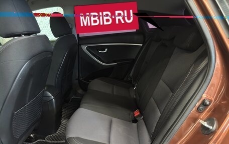 Hyundai i30 II рестайлинг, 2013 год, 950 000 рублей, 14 фотография